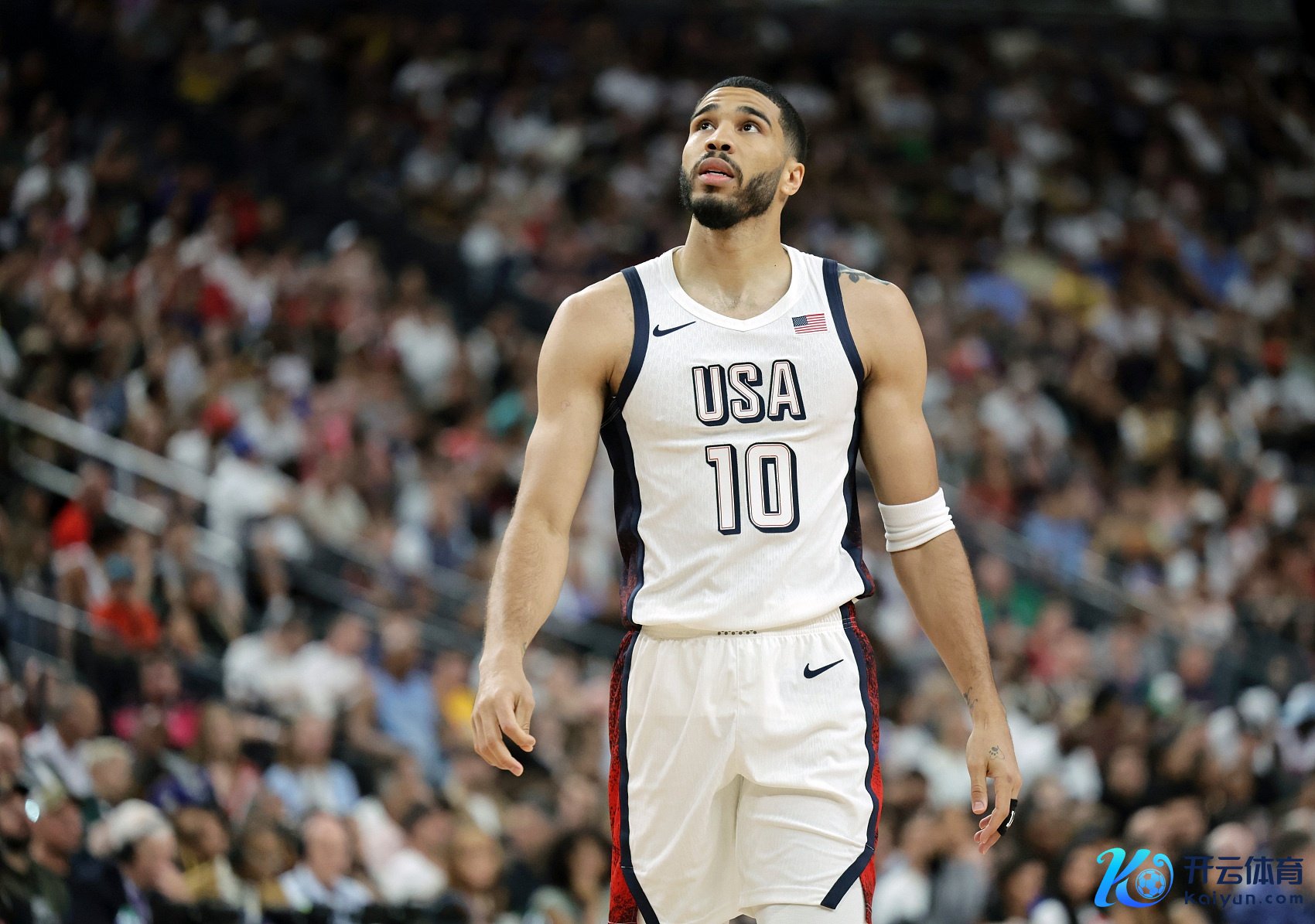 韦德：塔图姆夺冠后阅历的一切对绿军很是故意 他仍然充满能源